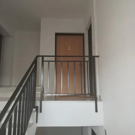 Stefan Apartment *